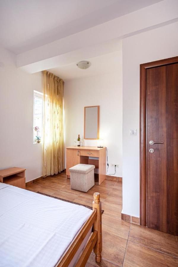 Apartmani Franeta Budva Kültér fotó